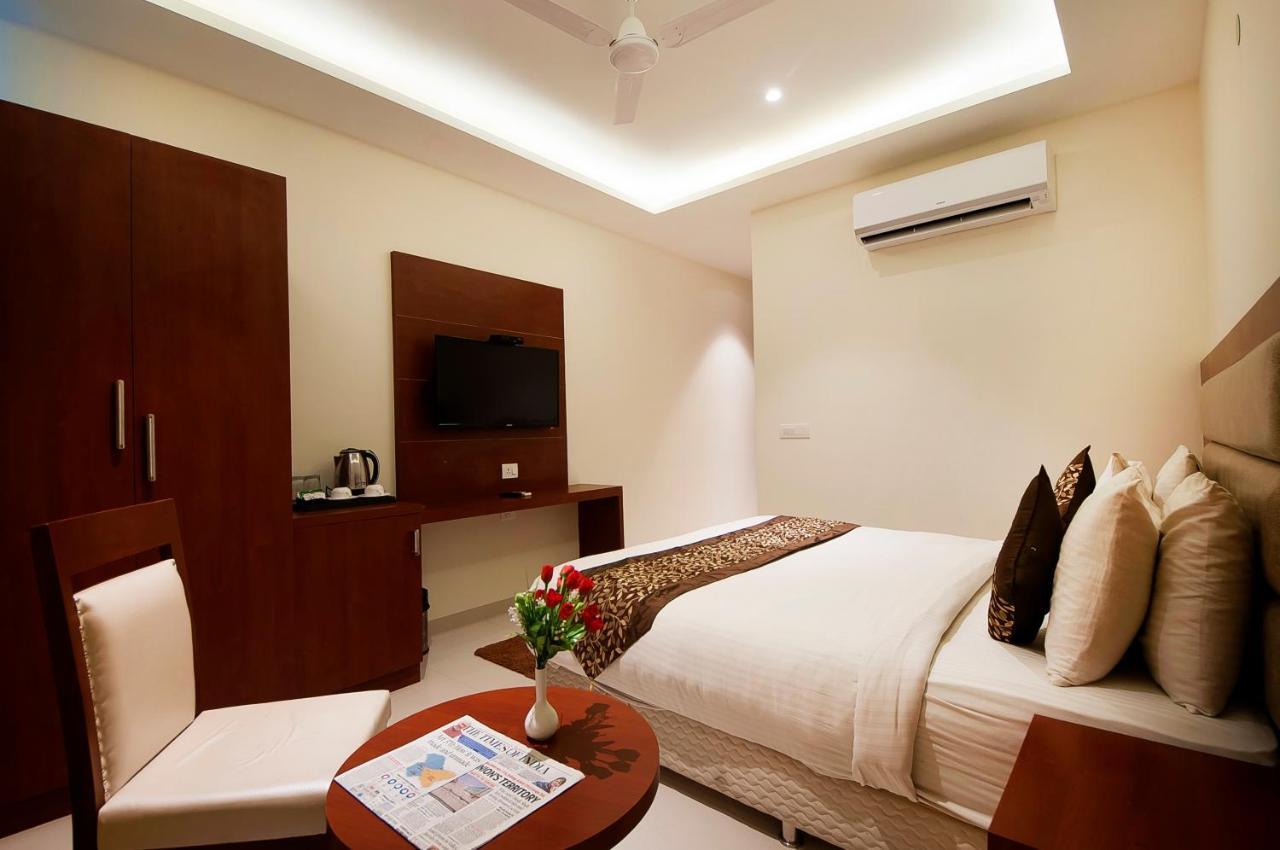 Hotel Z Suite-Near Delhi Airport New Delhi Eksteriør bilde