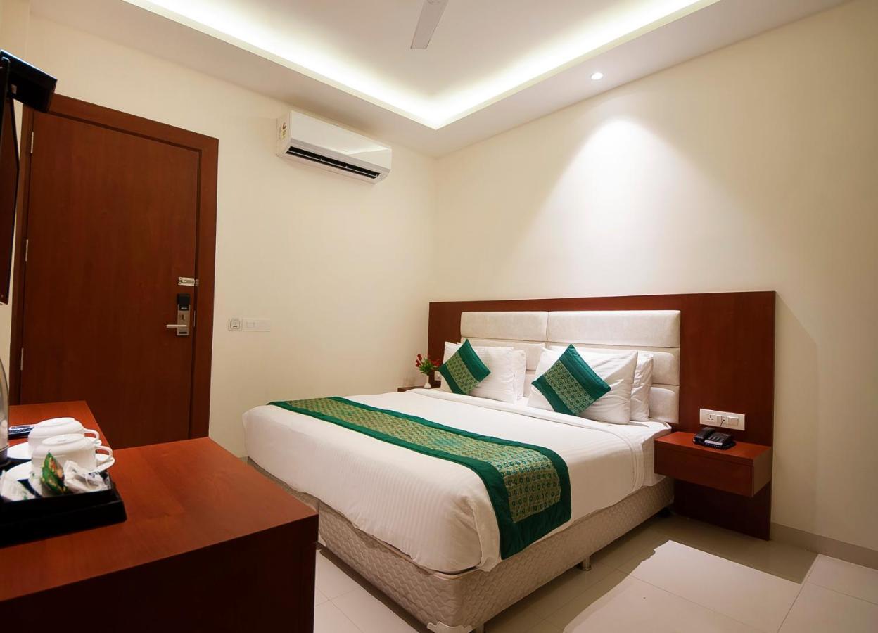 Hotel Z Suite-Near Delhi Airport New Delhi Eksteriør bilde