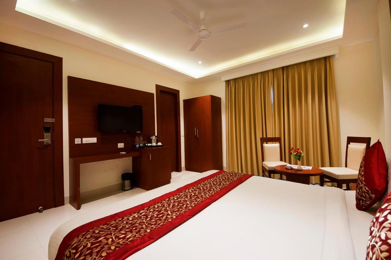 Hotel Z Suite-Near Delhi Airport New Delhi Eksteriør bilde