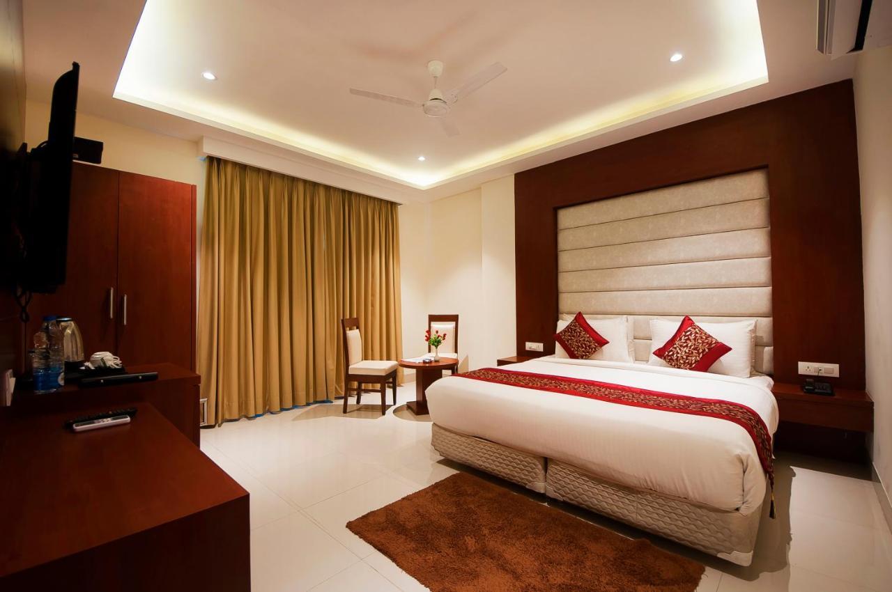 Hotel Z Suite-Near Delhi Airport New Delhi Eksteriør bilde